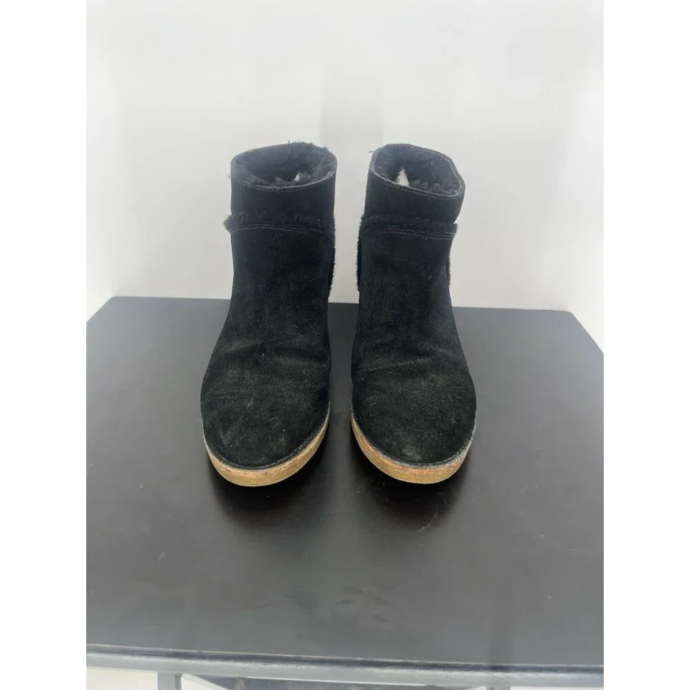 UGG Women Kasen Black Suede Shearling Lined Block Heel‎ Ankle Booties 7
